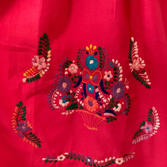 Embroidered pink dress with floral design NWOT - Picture 7 of 7